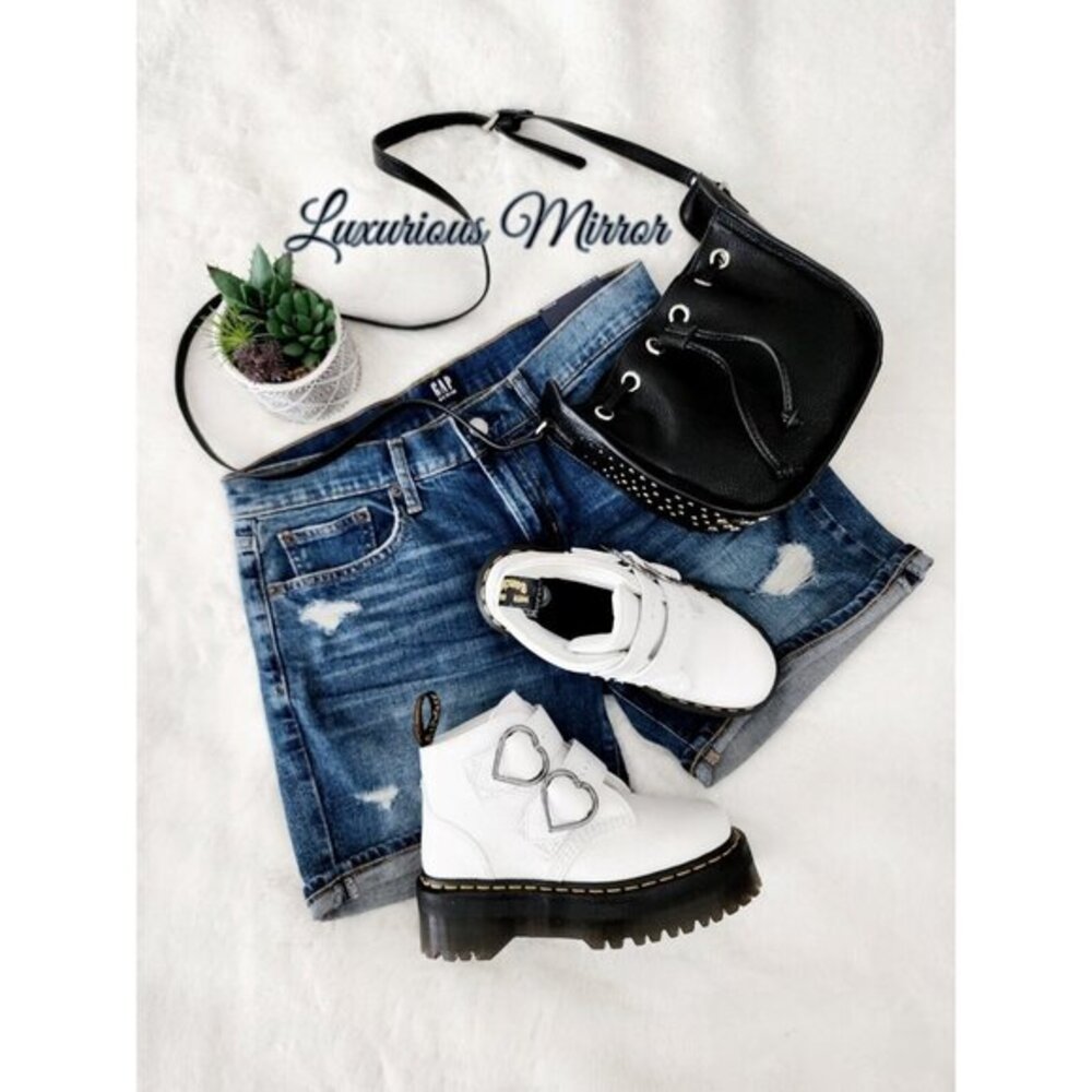 Dr. Martens Leather Buckle White Platform Devon Heart Women's Sz 5 Boots (LA004)